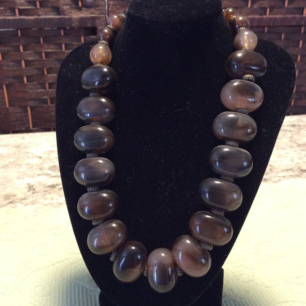 👗5/$25 - Brown Faux Stone Necklace